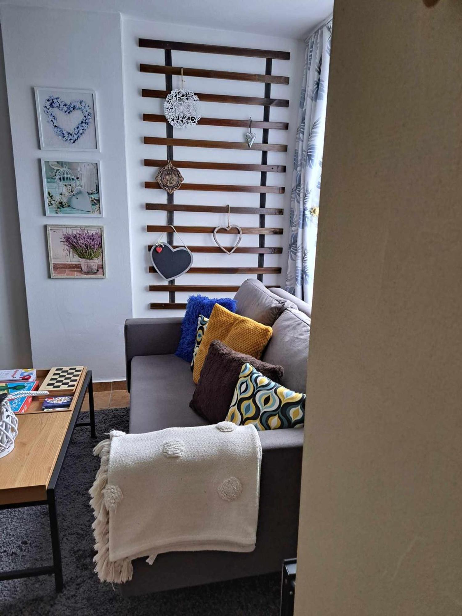 Grapeline Guesthouse Chotin エクステリア 写真